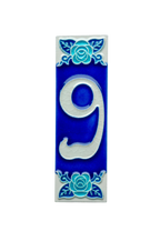 Sapphire Rose | Numéro de porte en céramique avec cadre – 4,7 cm x 15 cm (1,85 po x 5,91 po)